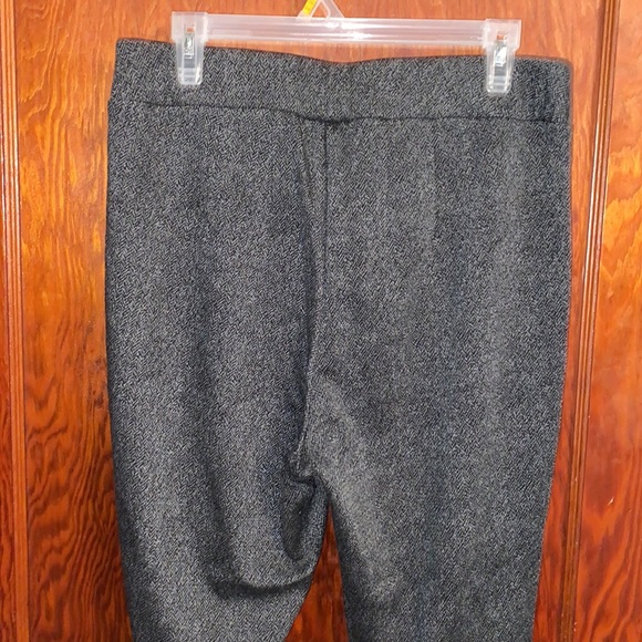 LB dressy leggings, SO SOFT! - Picture 4 of 6
